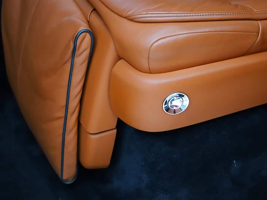 劳斯莱斯 幻影 2018 #28 劳斯莱斯 幻影 2018 汽车图片 #28