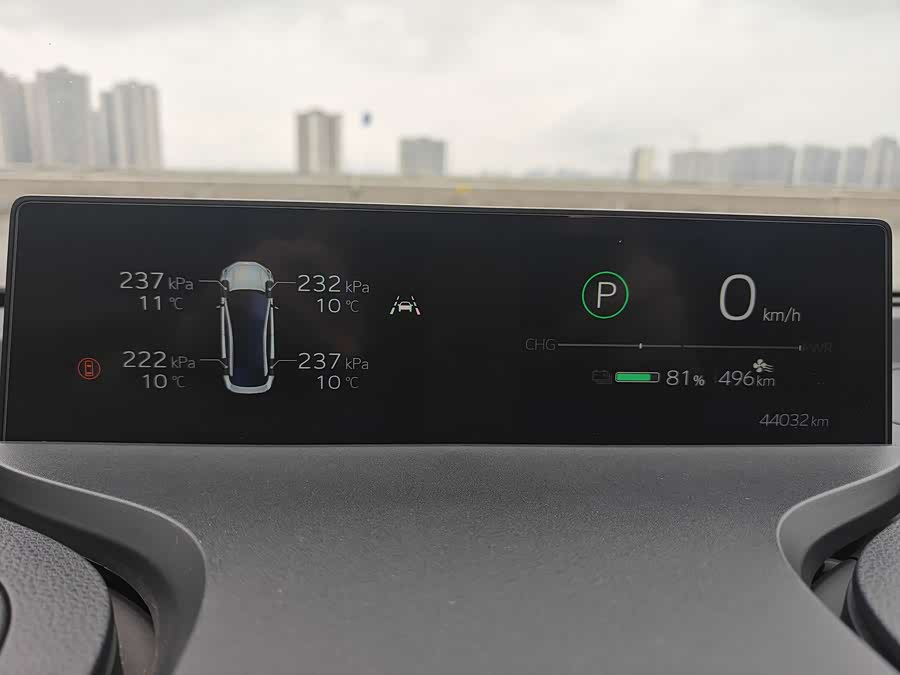 Toyota bZ3 2023 immagine di auto #28