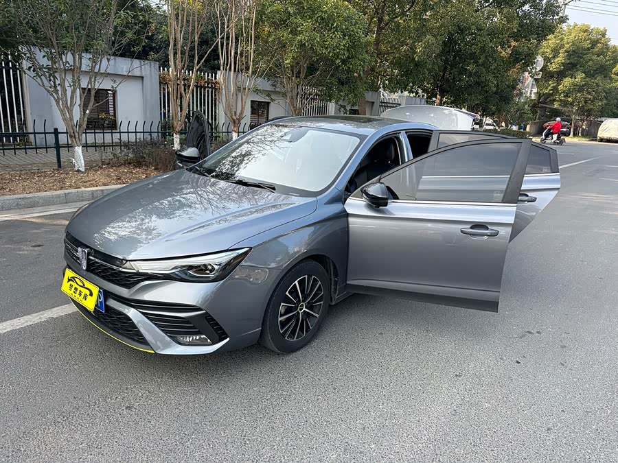 Roewe i5 2021 car image #28