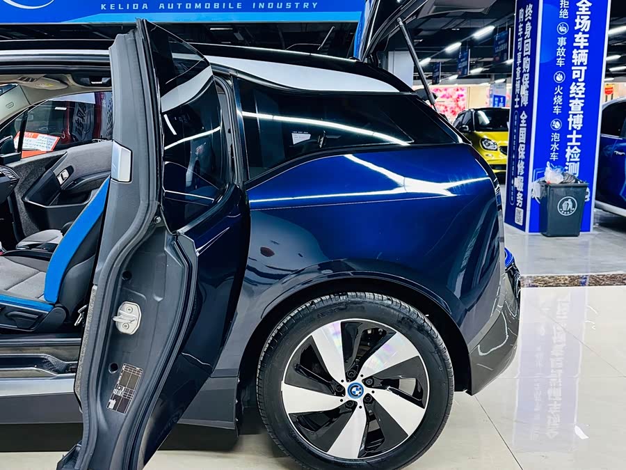 BMW i3 (Imported) 2018 immagine di auto #28