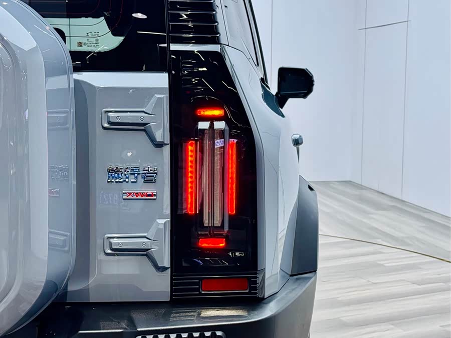 Jetour Traveller 2023 car image #28