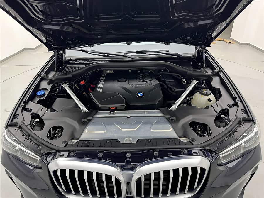 BMW X3 2023 car image #28