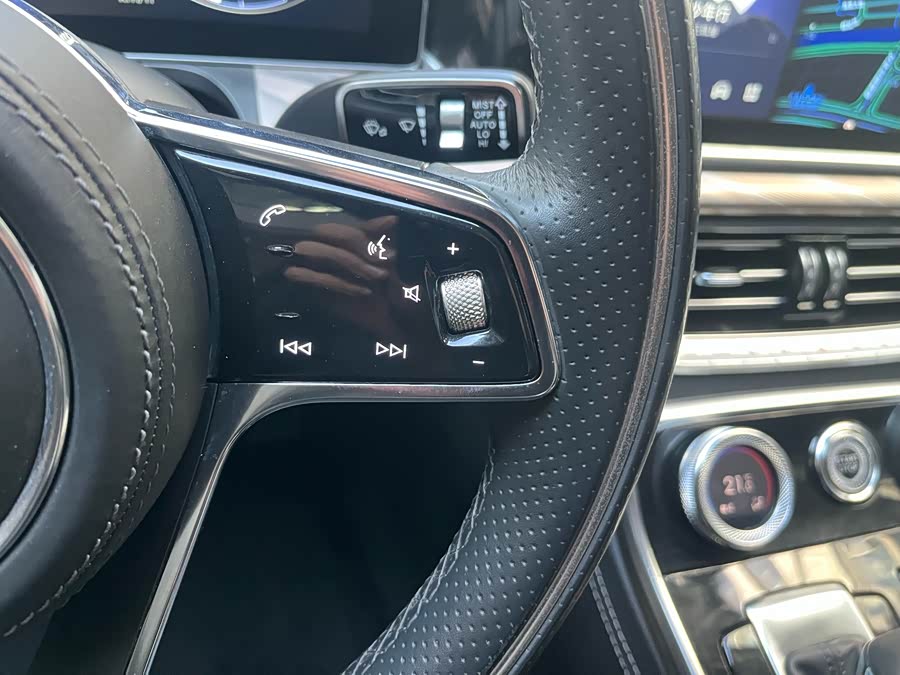 HongQi H9 2020 car image #28