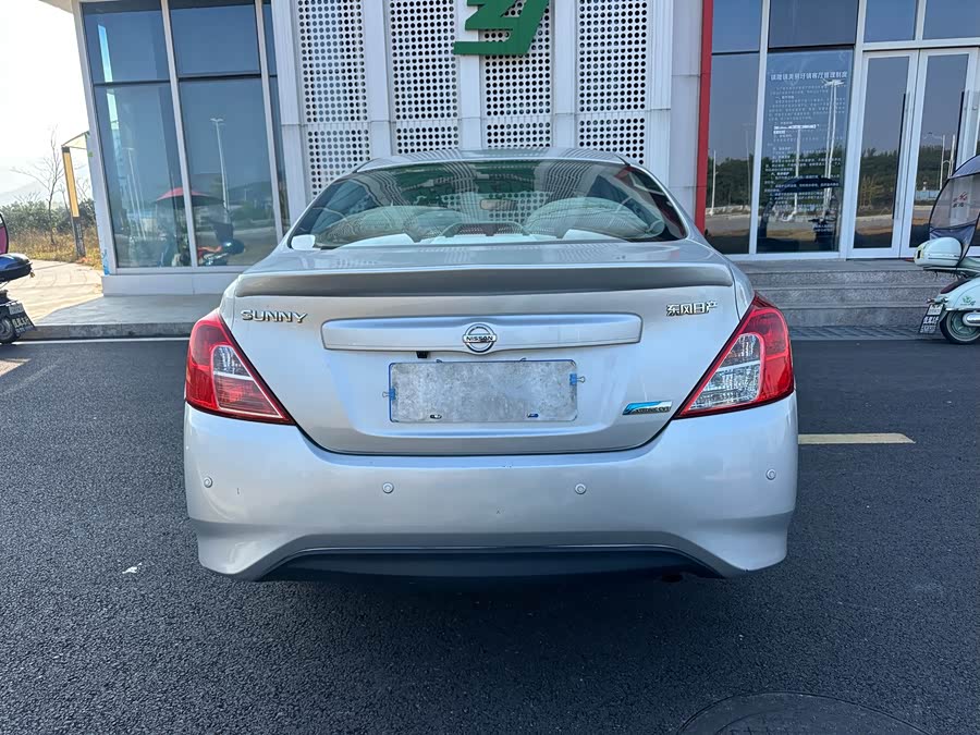 Nissan Sunny 2017 car image #28