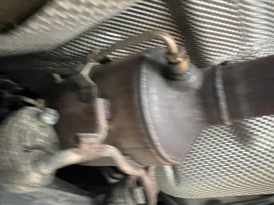 Forthing T5 EVO 2022 car image #28