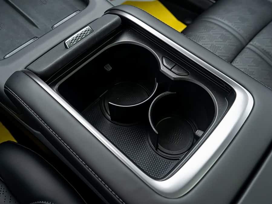 Zeekr 7X 2024 car image #28