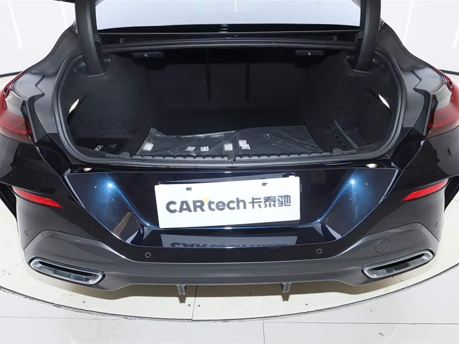 BMW 8 Series 2023 #28 BMW 8 Series 2023 car image #28