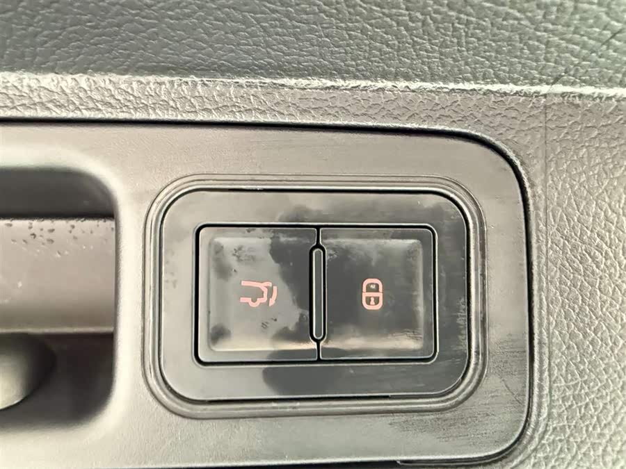 BYD Song Plus New Energy 2025 car image #28