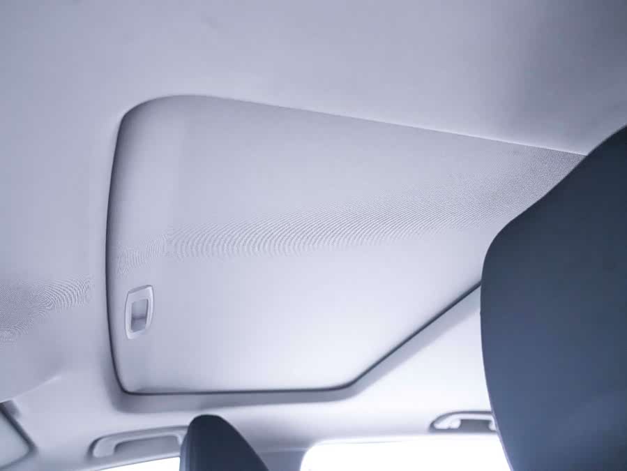 GEELY Coolray 2023 car image #28