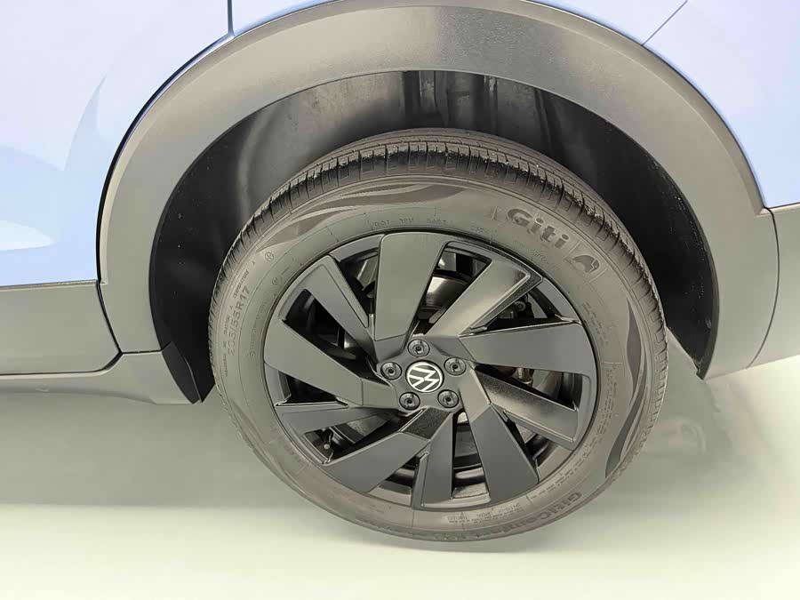 Volkswagen Tharu 2024 car image #28