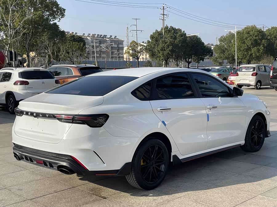 GEELY Binray 2022 immagine di auto #28