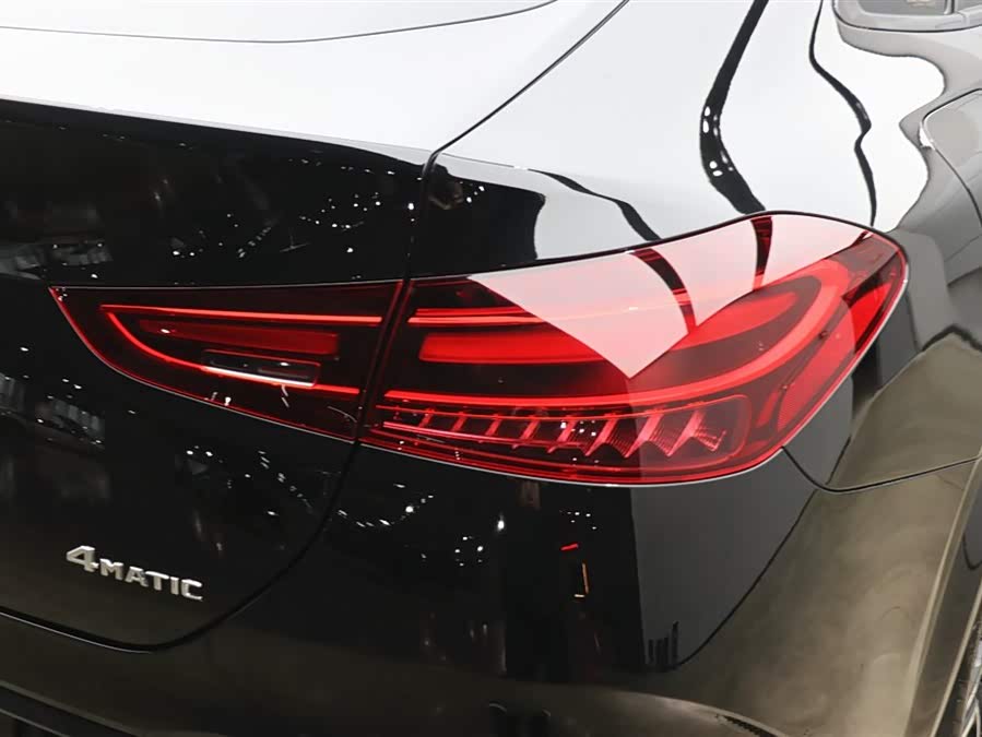 Mercedes-Benz GLE Coupe 2024 صورة سيارة #28