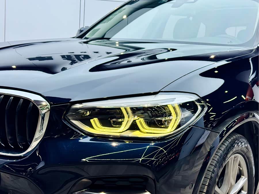 BMW X3 2019 car image #28