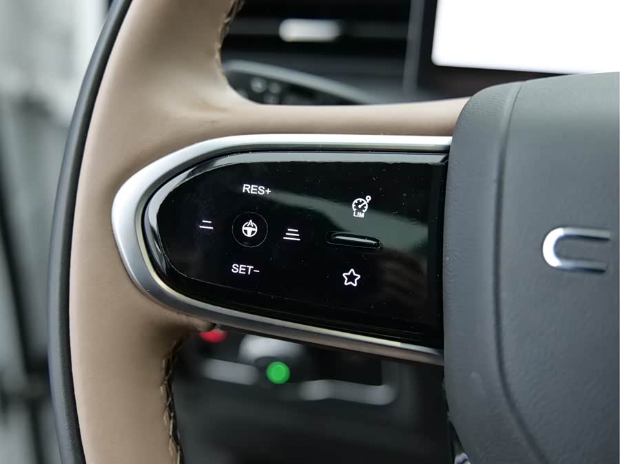 Chery Tiggo8L 2024 car image #28