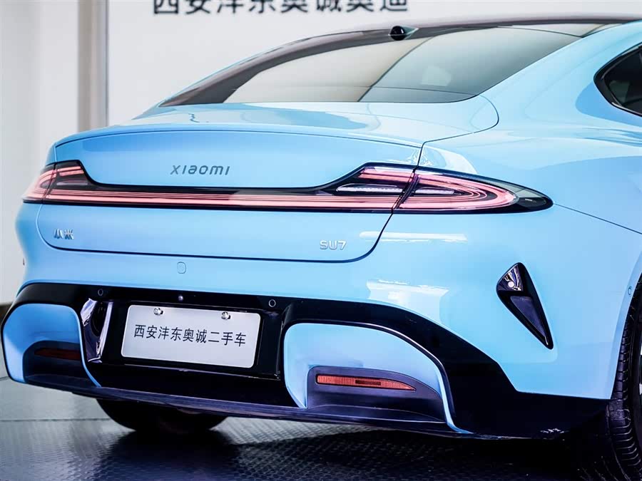 MI YU7 2025 immagine di auto #28