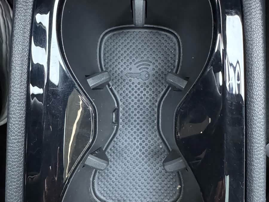 Volkswagen ID.3 2024 car image #28