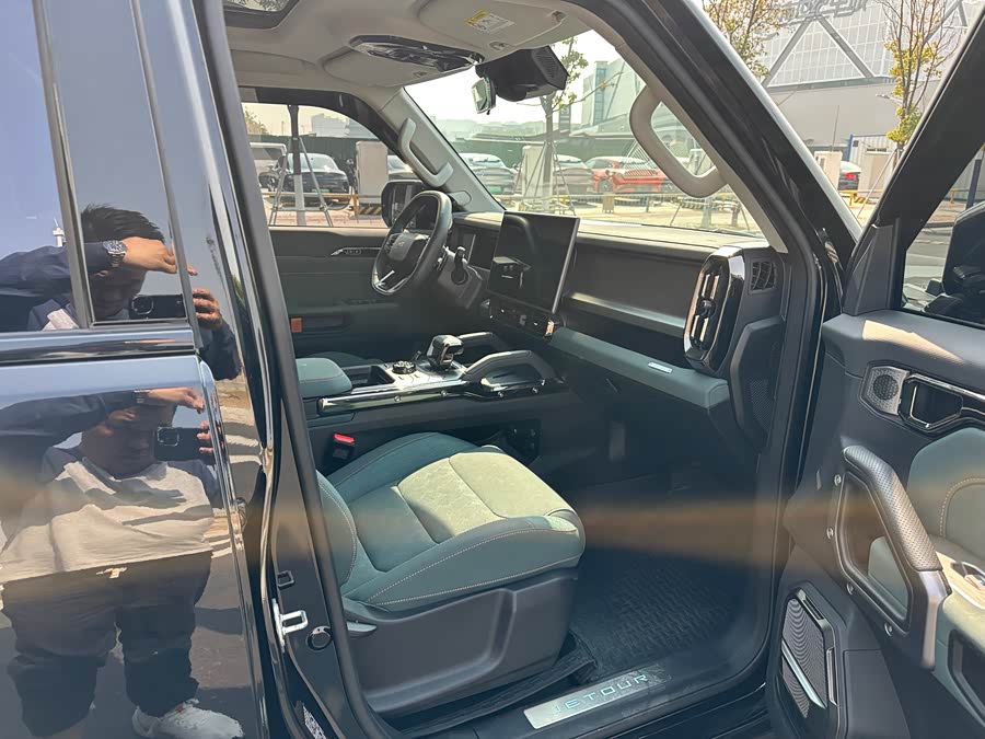Jetour Traveller 2023 car image #28