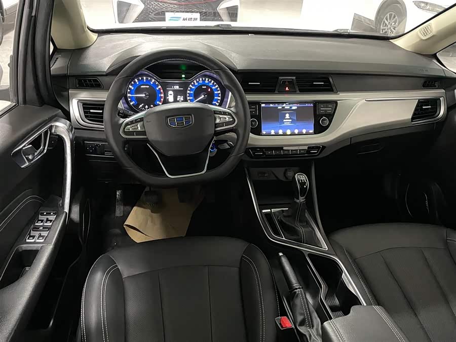 GEELY Vision X3 2019 изображение автомобиля #28