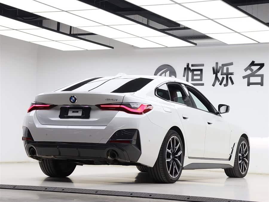 BMW 4 Series 2025 car image #28