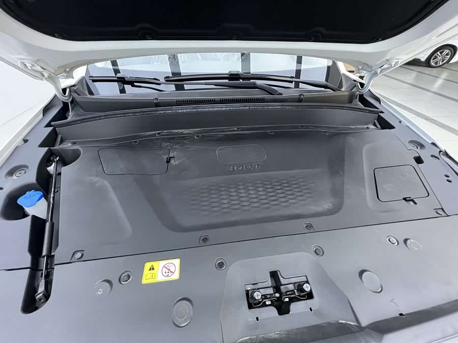 JAC X8 PLUS #28 JAC X8 PLUS صورة سيارة #28