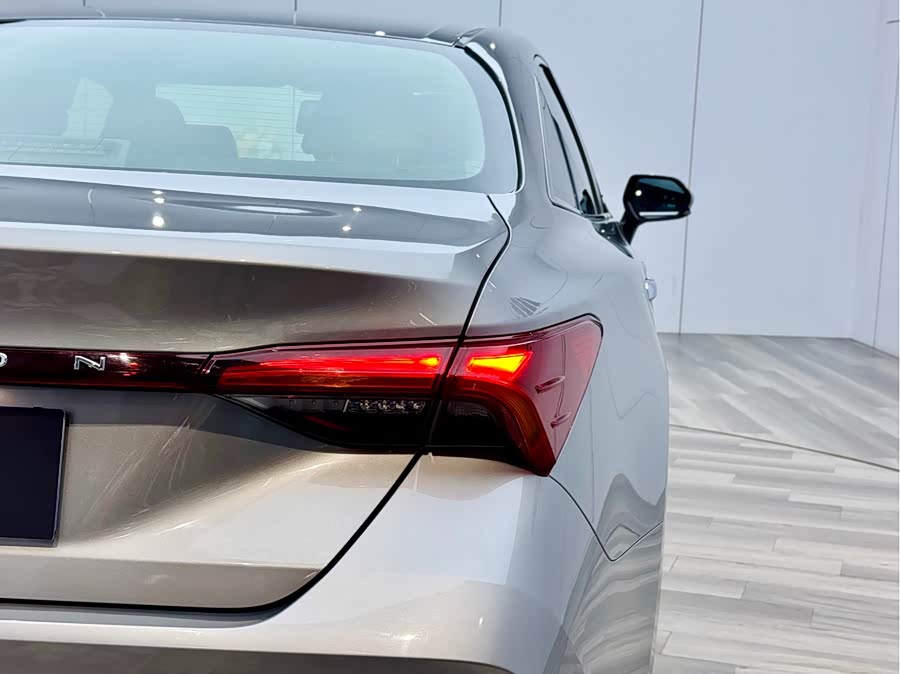 Toyota Avalon 2021 car image #28