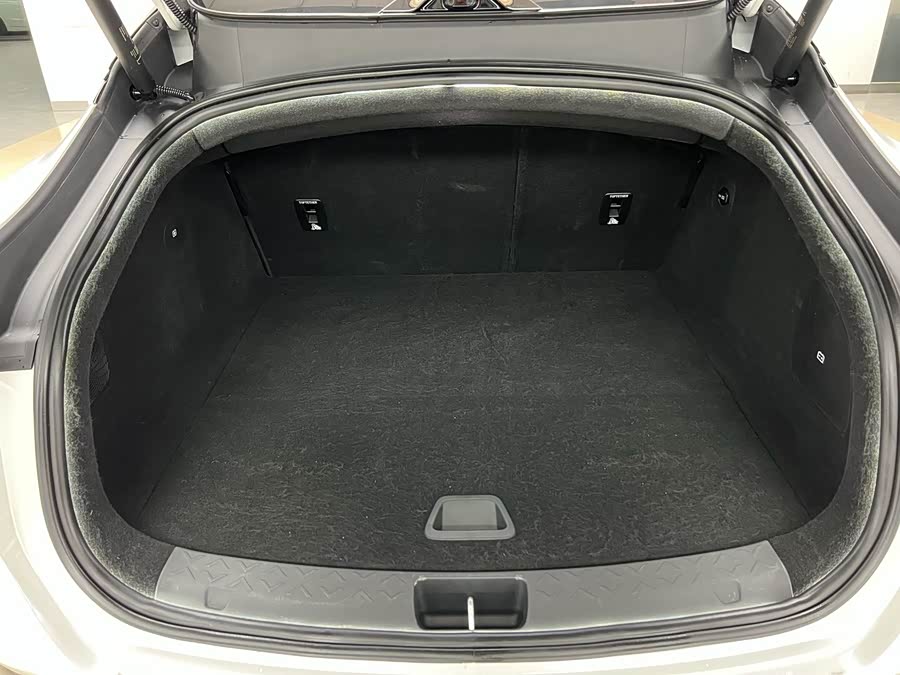 阿维塔 阿维塔06 2025 汽车图片 #28