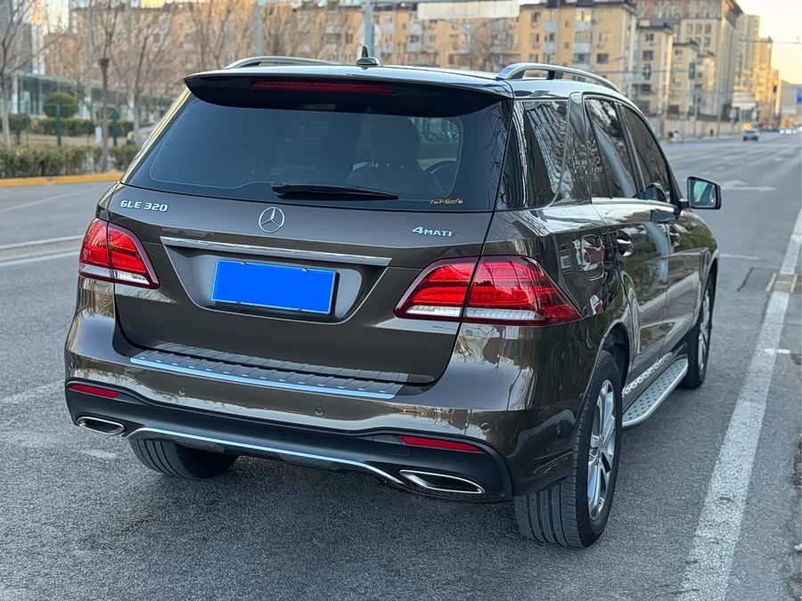 Mercedes-Benz GLE Class 2017 #28 Mercedes-Benz GLE Class 2017 car image #28