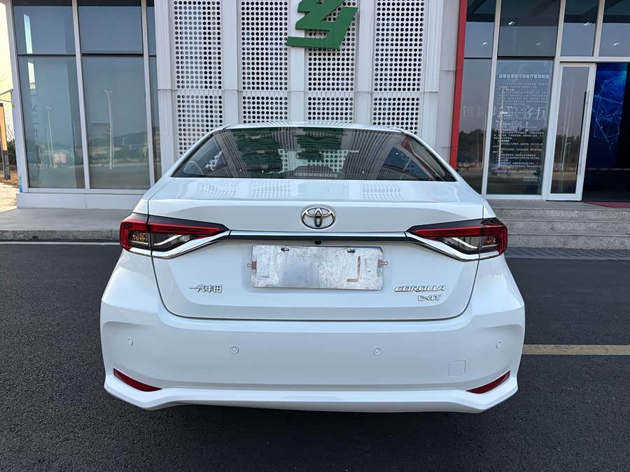 Toyota Corolla 2023 car image #28