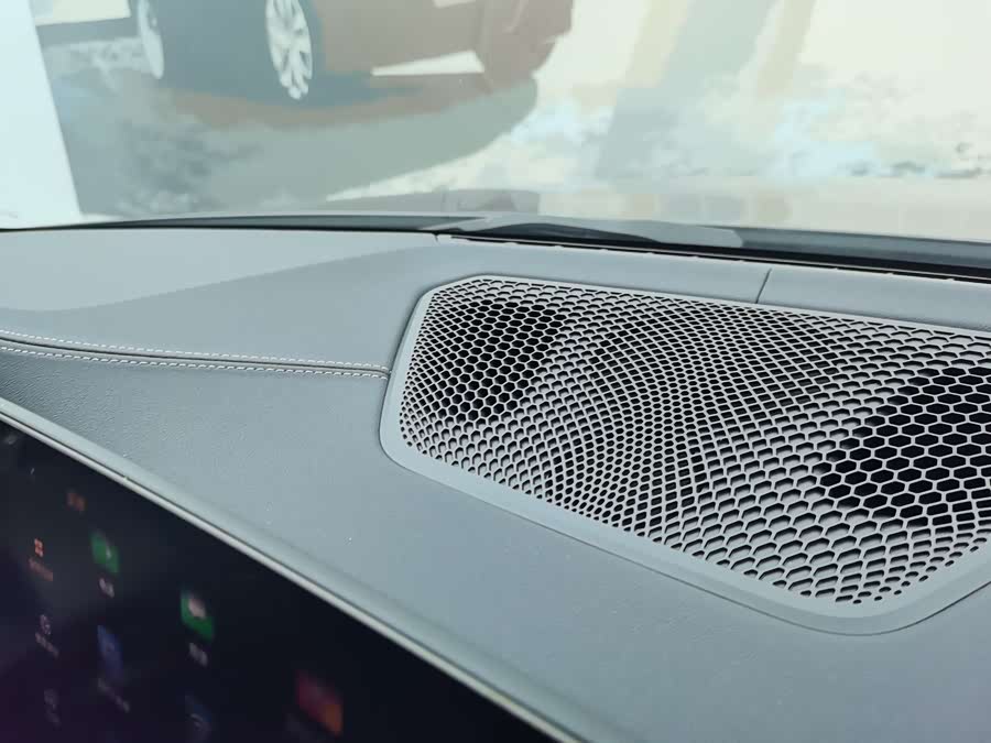 BMW 4 Series 2025 #28 BMW 4 Series 2025 immagine di auto #28