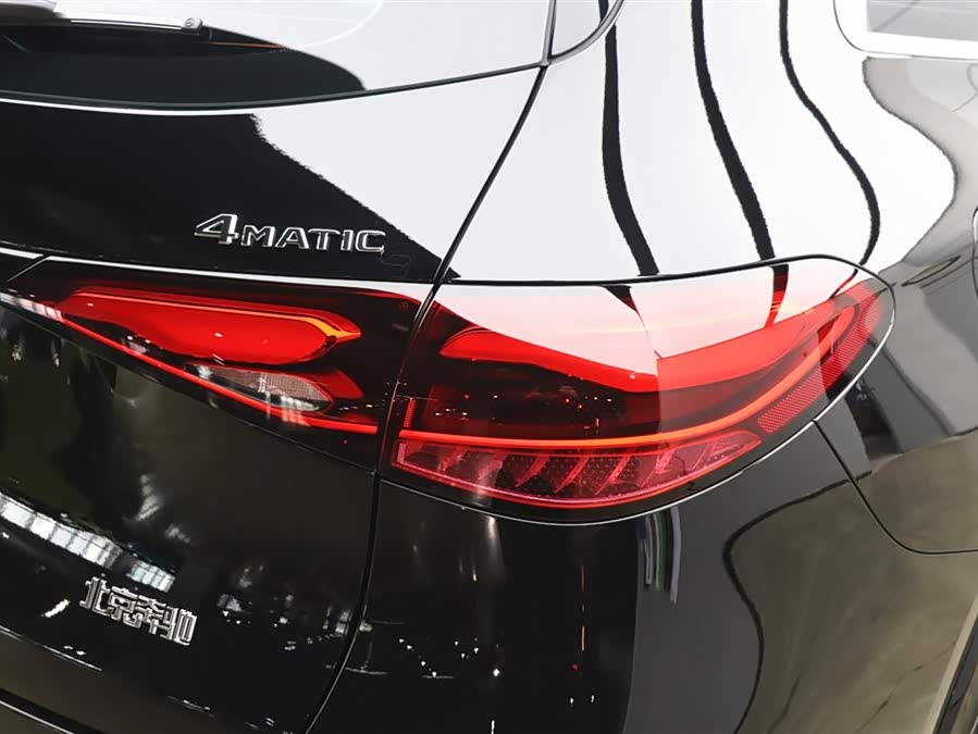 Mercedes-Benz GLC Class 2025 #28 Mercedes-Benz GLC Class 2025 car image #28