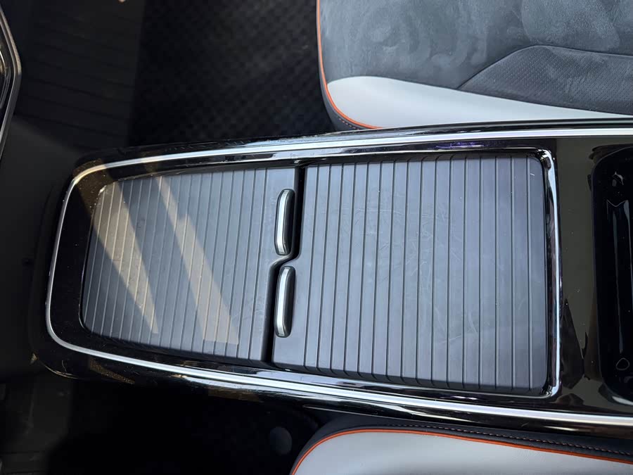 Volkswagen ID.6 Crozz 2024 immagine di auto #28