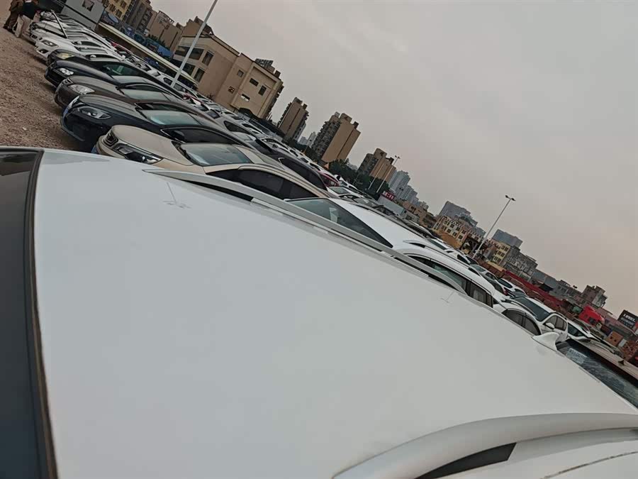 Forthing T5 2023 #28 Forthing T5 2023 immagine di auto #28