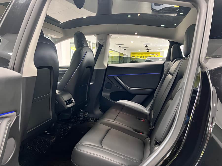 Tesla Model Y 2022 car image #28