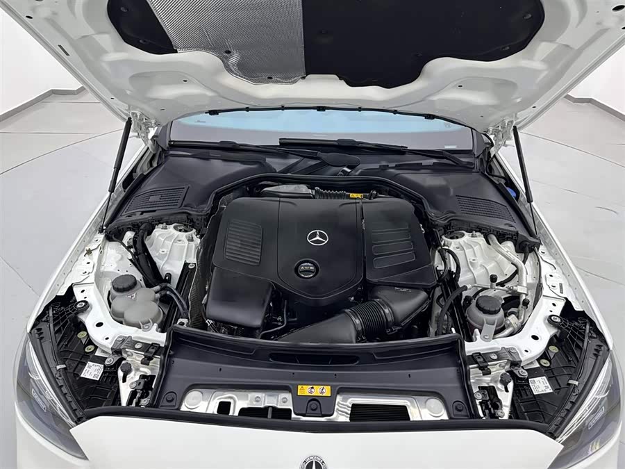 Mercedes-Benz C Class 2022 car image #28