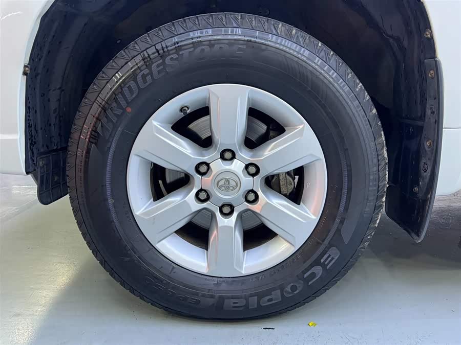 Toyota Land Cruiser Prado 2015 immagine di auto #28