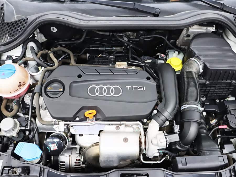 Audi A1 2011 car image #28