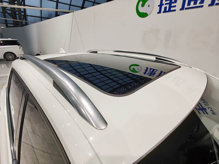 Volkswagen Tacqua 2023 car image #28