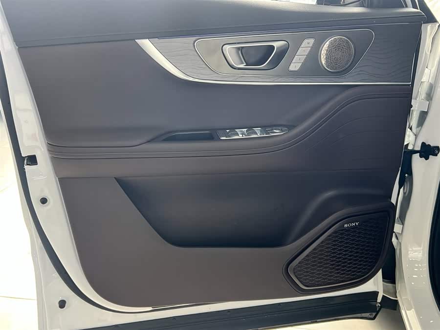 Chery Tiggo 8 PRO 2023 car image #28