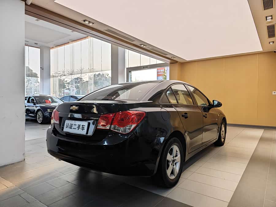 Chevrolet Cruze 2011 изображение автомобиля #28