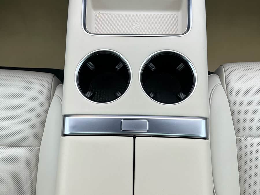 Li L9 2022 imagem de carro #28