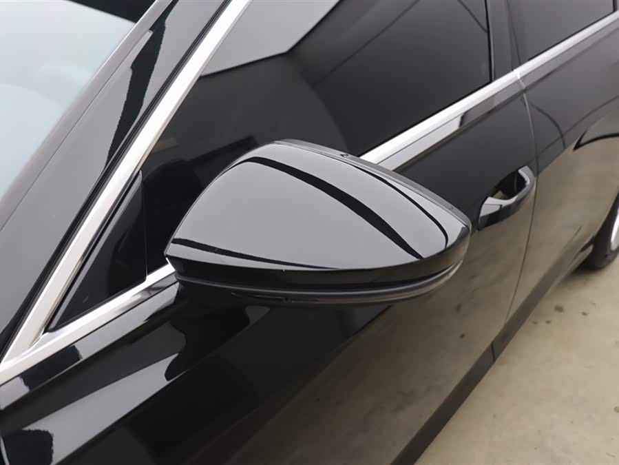 Audi A6L 2023 immagine di auto #28
