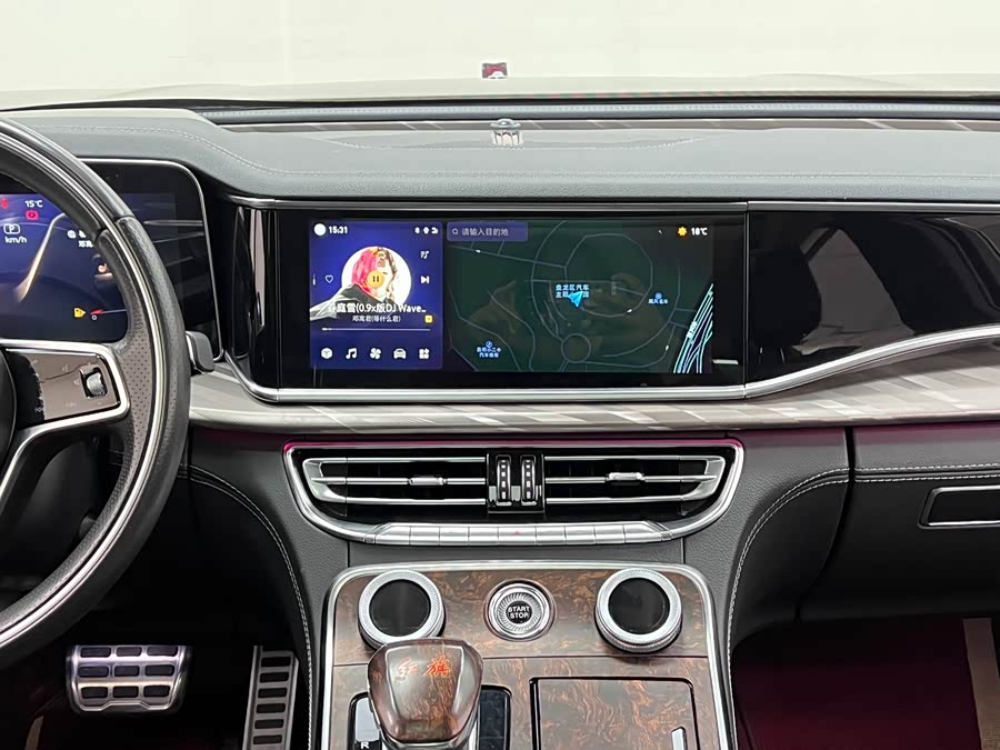 HongQi H9 2021 car image #28