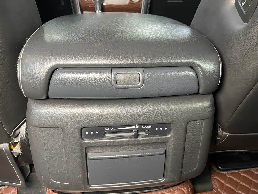 日产 途乐 2017 汽车图片 #28