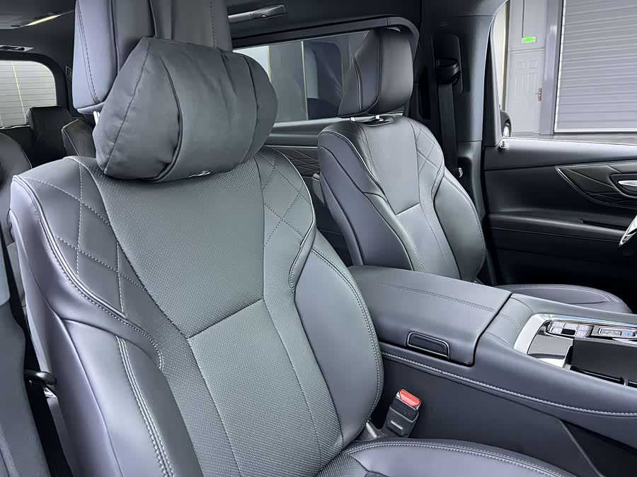 Toyota Vellfire 2025 #28 Toyota Vellfire 2025 immagine di auto #28