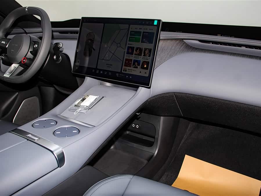 小米汽车 小米YU7 2025 #28 小米汽车 小米YU7 2025 汽车图片 #28