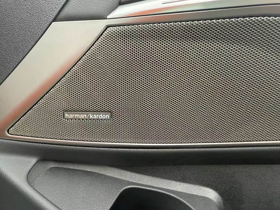 宝马 宝马M3 2024 #28 宝马 宝马M3 2024 汽车图片 #28