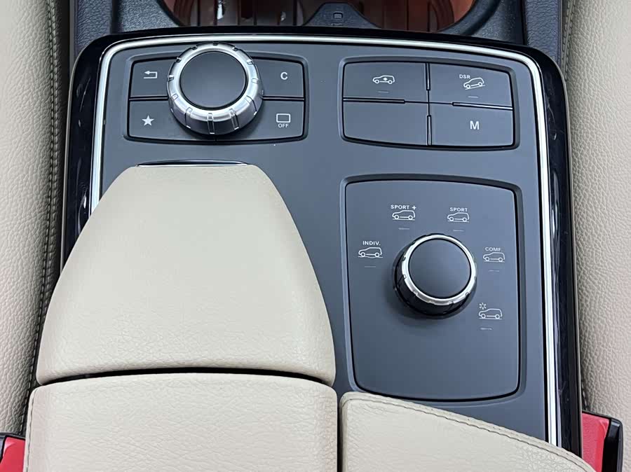 Mercedes-Benz GLE Coupe 2018 car image #28