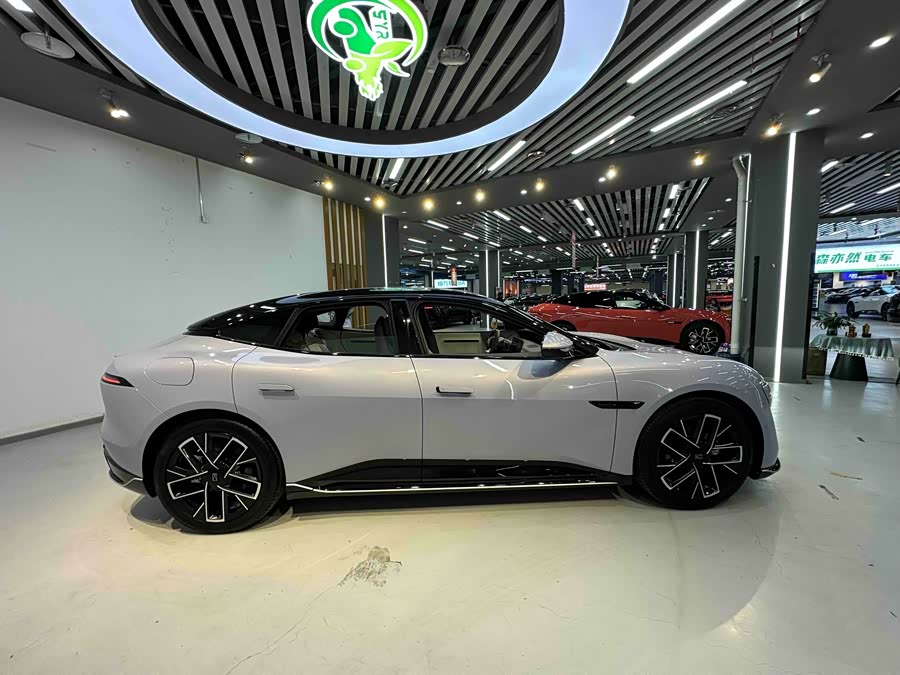 Avatr 06 2025 imagem de carro #28