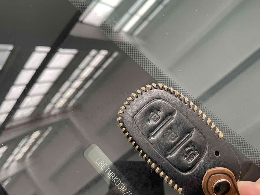 Hyundai Santa Fe 2021 car image #28