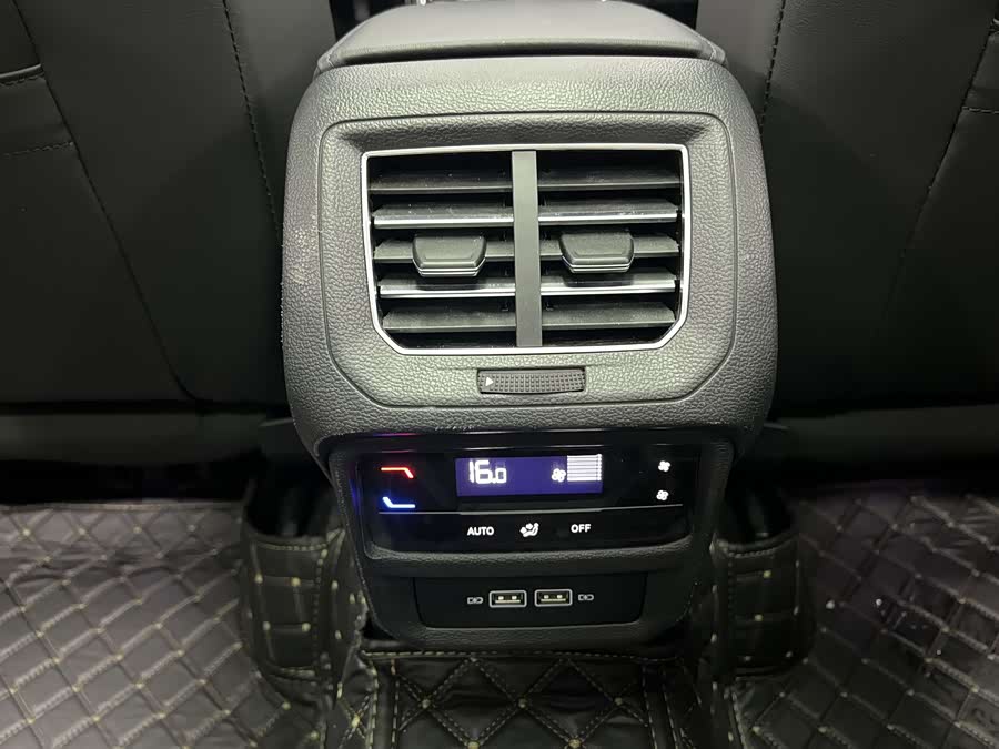 Volkswagen Tayron 2022 car image #28